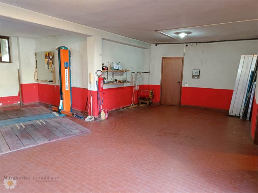 Photo 38